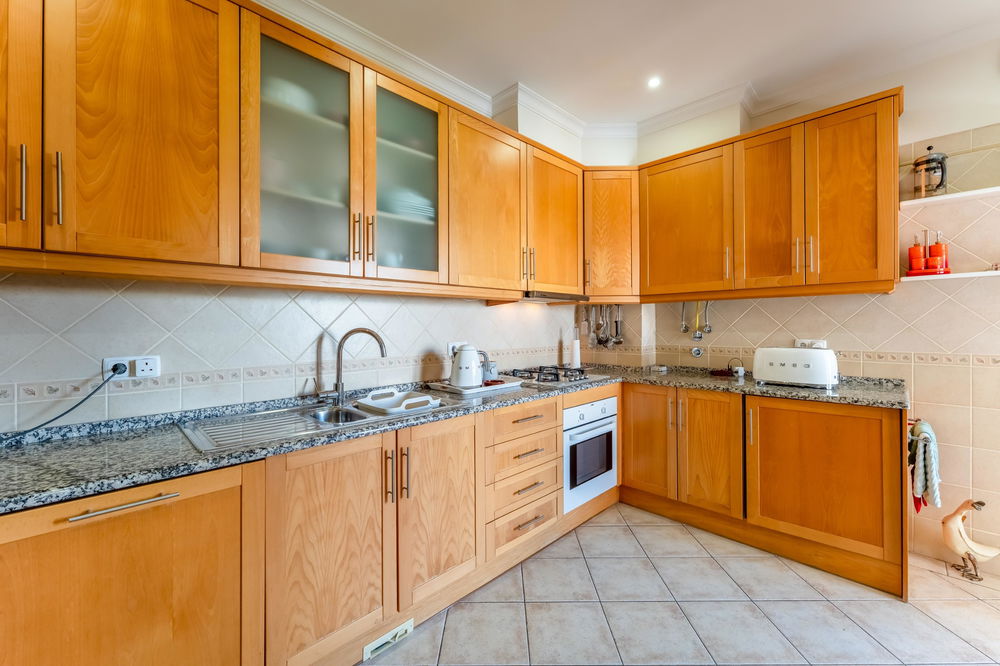 Charming T3 apartment in the heart of Santa Barbara de Nexe, offering a cozy retreat with easy access to all amenities – the perfect place to relax and enjoy life 3785369948