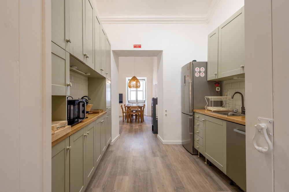 Charmingly renovated townhouse right in the historical heart of São Brás de Alportel 240824848