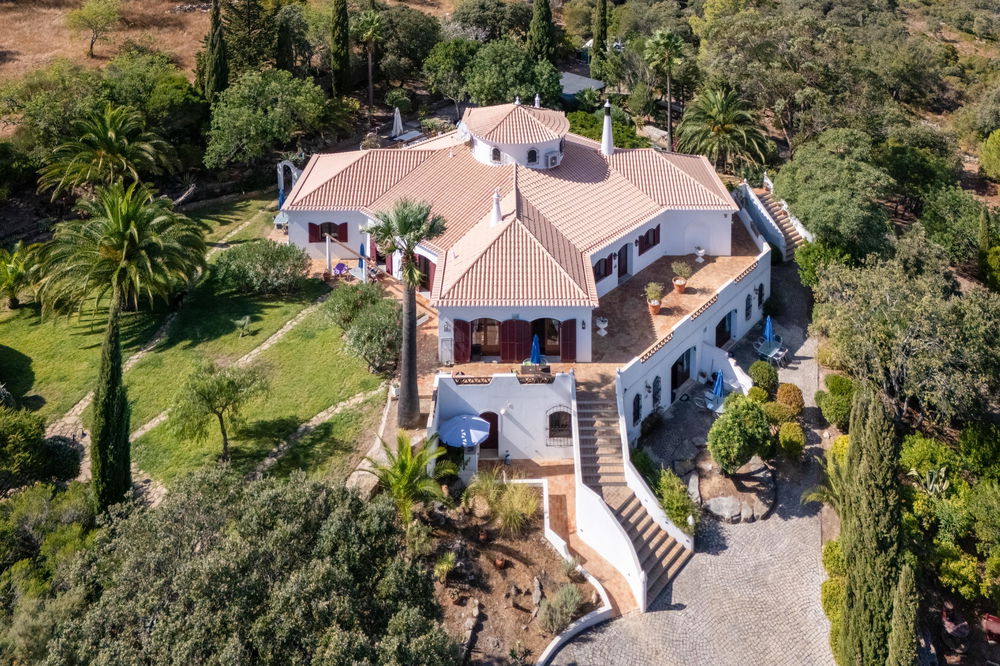 Guest house immersed in a 1 hectare land with ocean and country views 3027348347