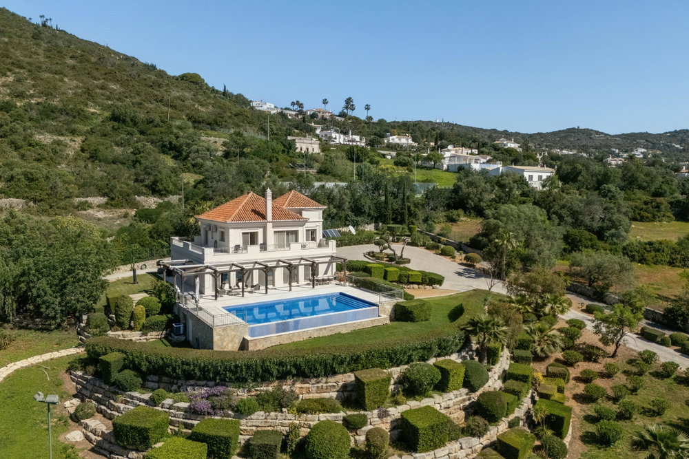 Your private kingdom, a majestic estate above Santa Bárbara de Nexe 2790687831
