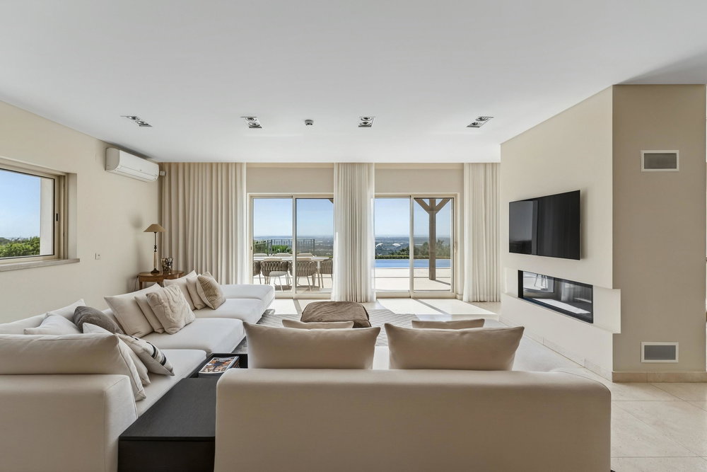 Your private kingdom, a majestic estate above Santa Bárbara de Nexe 2790687831