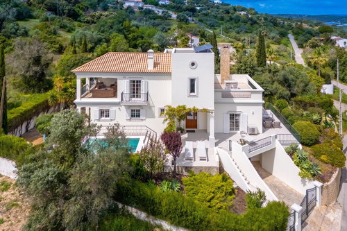 Tastefully Renovated 3 bedroom Retreat in the Hills of São Brás de Alportel 644635401