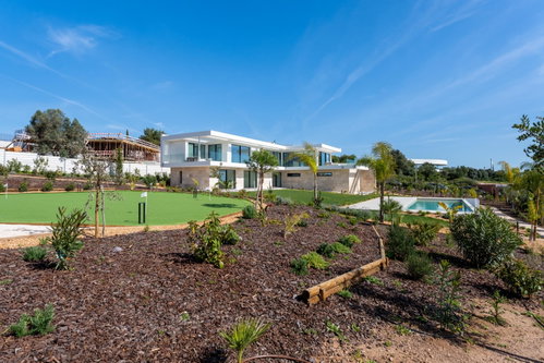4 bedroom contemporary villa with golf and ocean views on Palmares golf course Lagos Algarve 2404612475