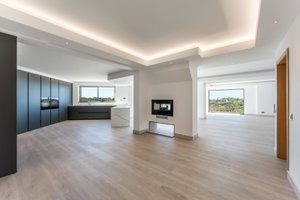 A Modern Villa in a Serene Location with Breathtaking Ocean Views and Easy Access near the center of Santa Barbara de Nexe. 4170289975
