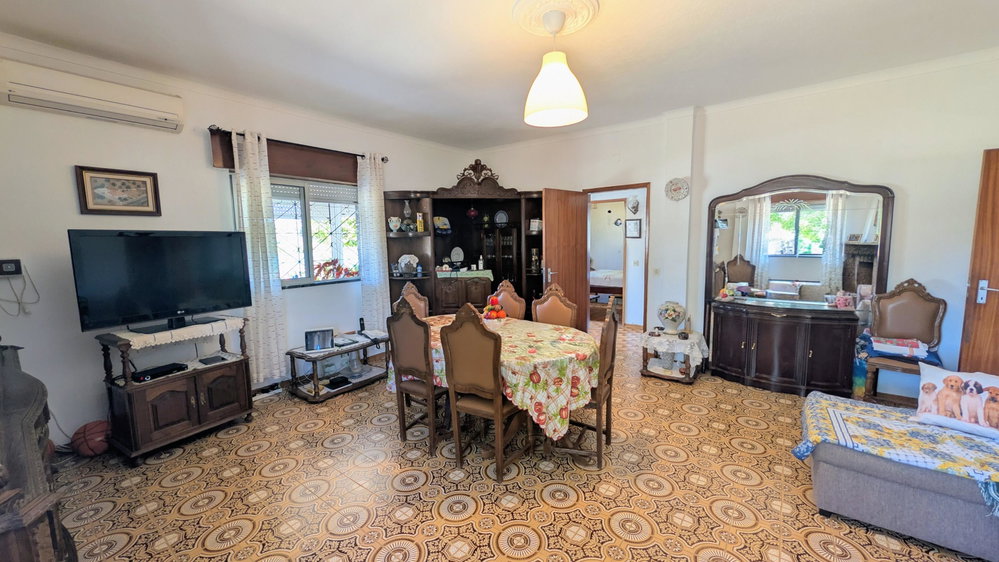 Single-storey village house with 3 bedrooms on the outskirts of São Brás de Alportel 1136411011