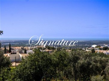 Magnificent Seaviews – building plot with construction of approximatively 1000m2, conveniently located close to the center of Santa Barbara de Nexe 2552274816