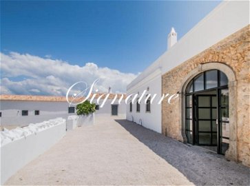 1931 Manor house with 9 bedrooms renovated in an Algarve-style Estate with sea view: last phase of finishing 2976679385