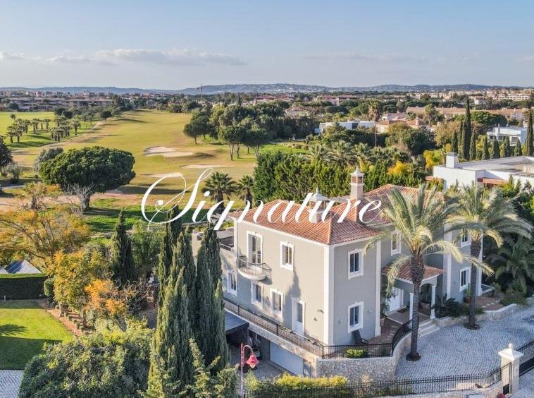 6 bedroom golf front villa in the opulent style, located in a prominent Vilamoura neighborhood 3289478866