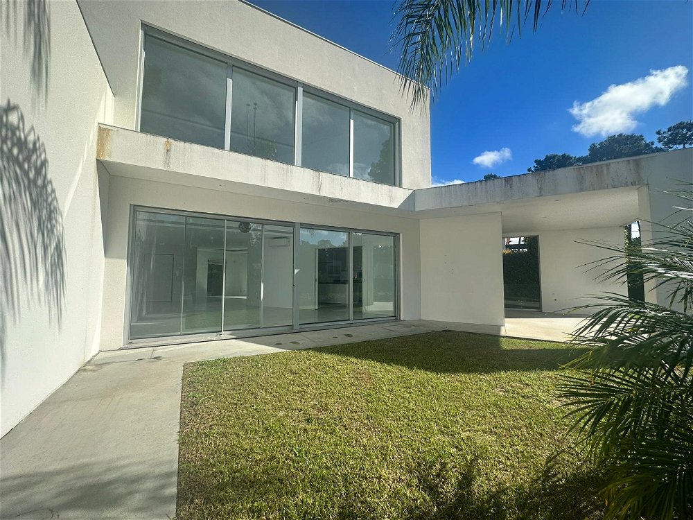 HOUSE T6 IN THE ESTATE OF AROEIRA 1683890457