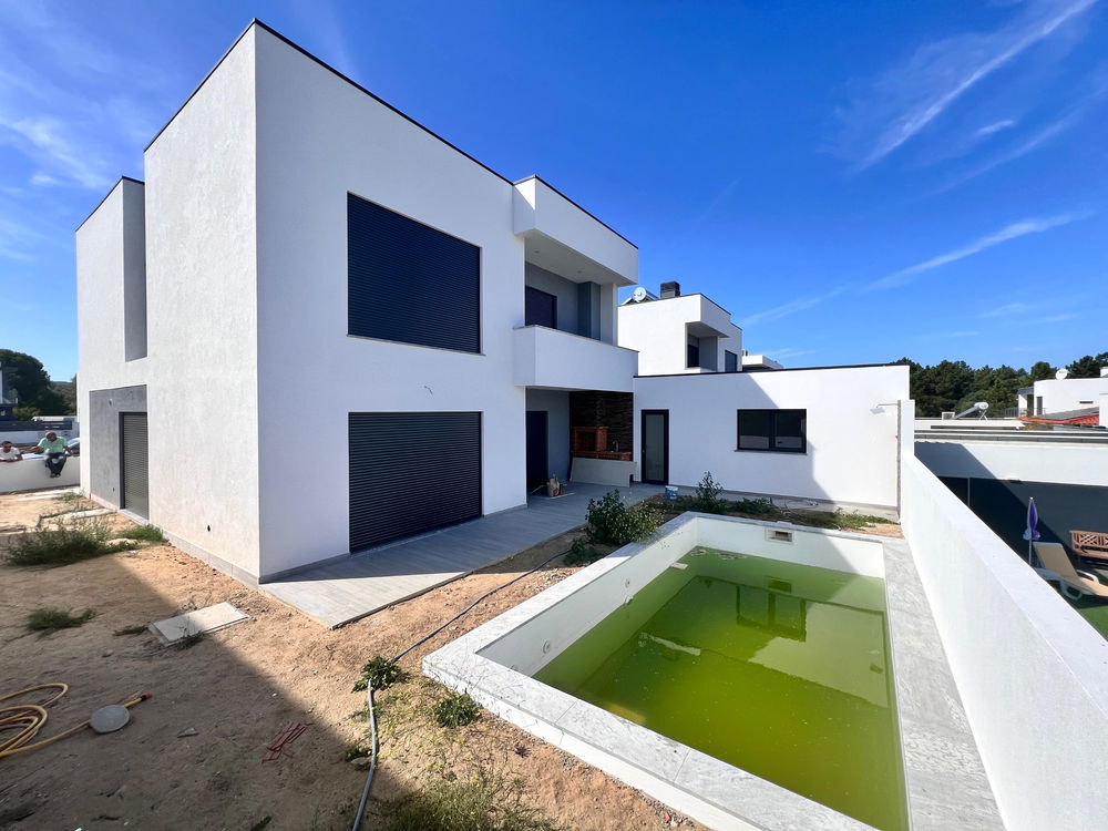 House 4 Bedrooms Duplex Remodelled Setúbal 191927387