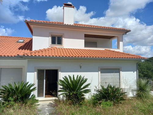 4 BEDROOM VILLA WITH POOL IN LEIRIA 2975941274