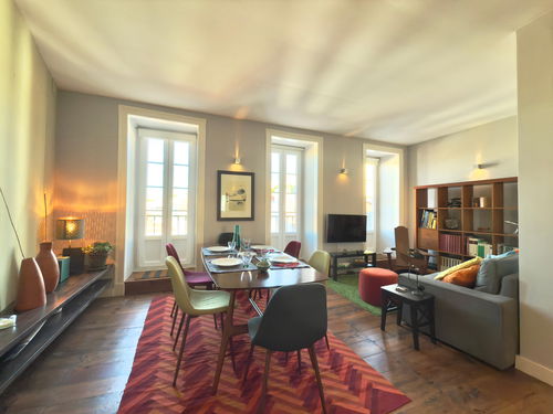 2 BEDROOM APARTMENT WITH 360º VIEW OVER LISBON 1302470500