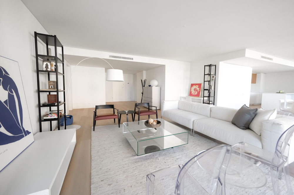 3 BEDROOM APARTMENT WITH LARGE PATIO AND PARKING, OLIVAIS 142517778