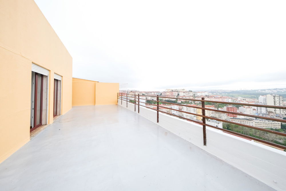 5 BEDROOM DUPLEX FLAT IN MONTE DE ABRAÃO – QUELUZ 3914295018
