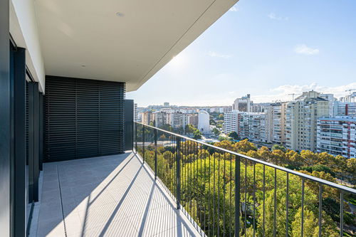 3 BEDROOM FLAT WITH POOL AND GYM IN ALGÉS / MIRAFLORES 2787247147