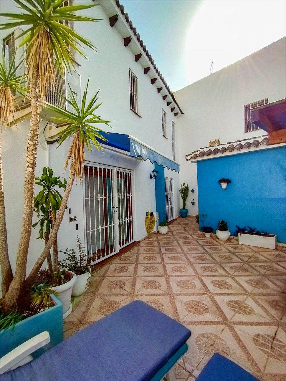 house with terrace in the center of alfaz 1891507171
