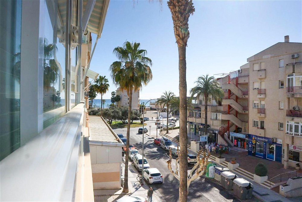 3 bedroom apartment 250m from playa del albir with garage and storage room 242580259