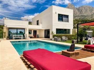 luxurious villa for sale in finestrat 296061753