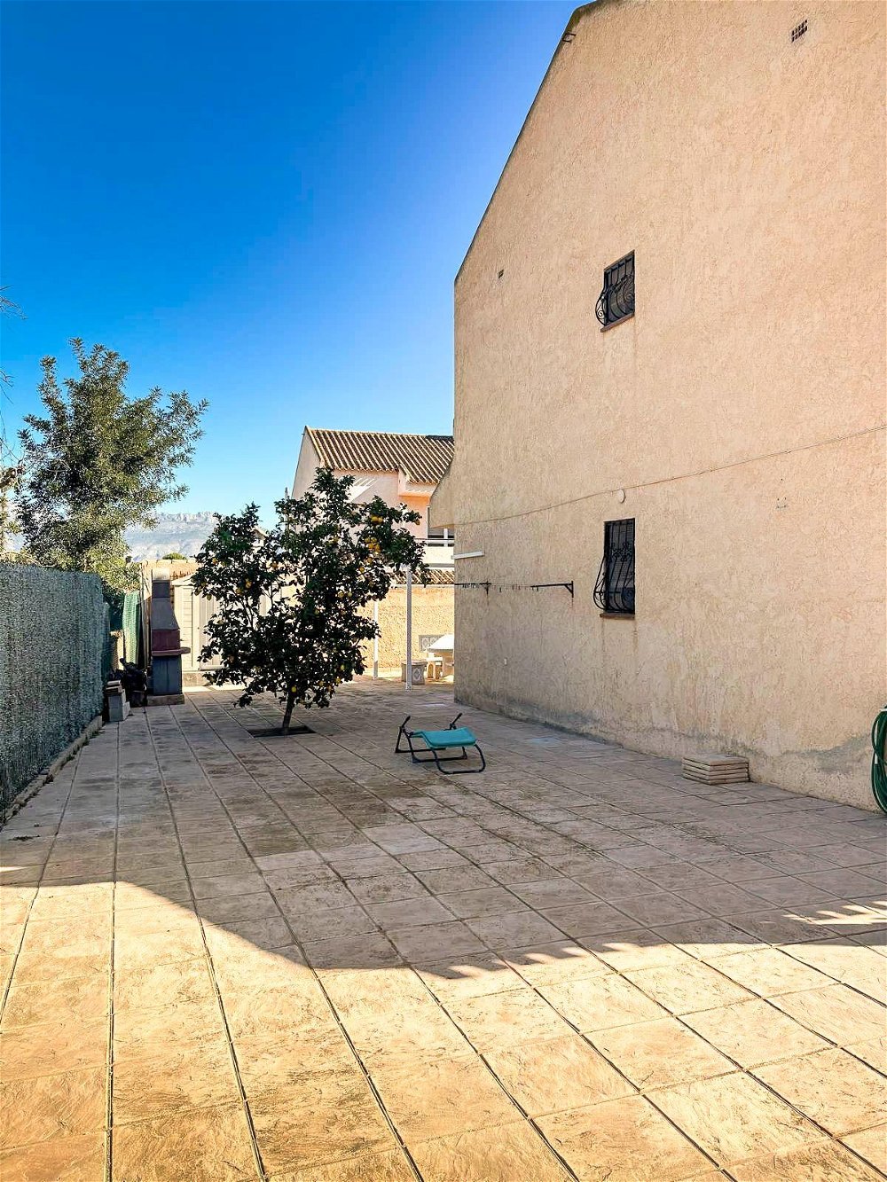 semi-detached with a large plot in albir 2970801672
