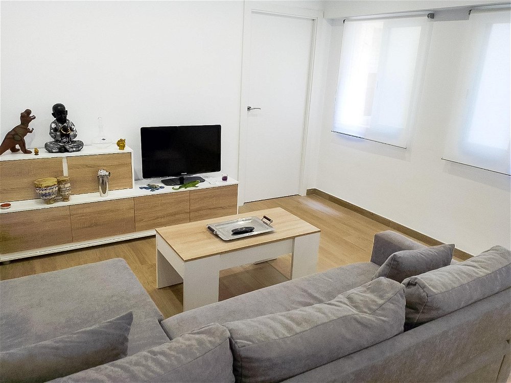 spacious 3 bedroom apartment in alfaz 937617996