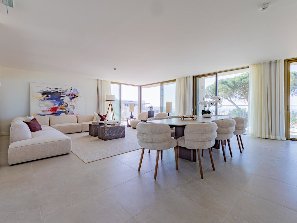 Luxury villa with terrace inserted in unique resort in the Algarve 73180578