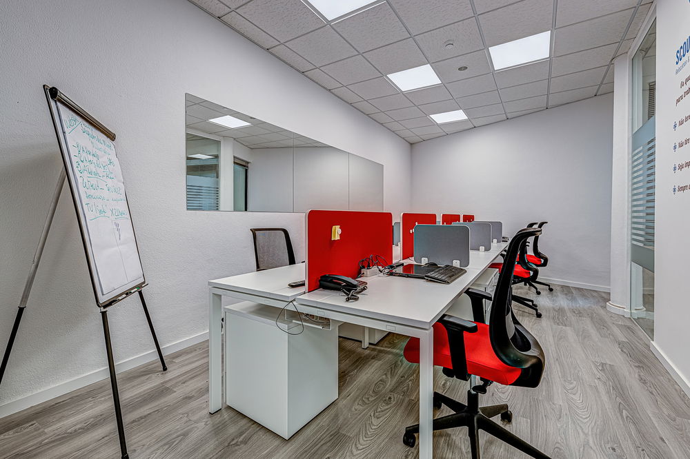 Large office on Avenida de Cascais 512110399