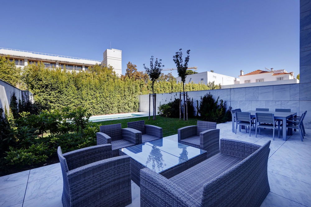 3+1 bedroom Townhouse w/ garden in luxury condominium, Cascais 776151697