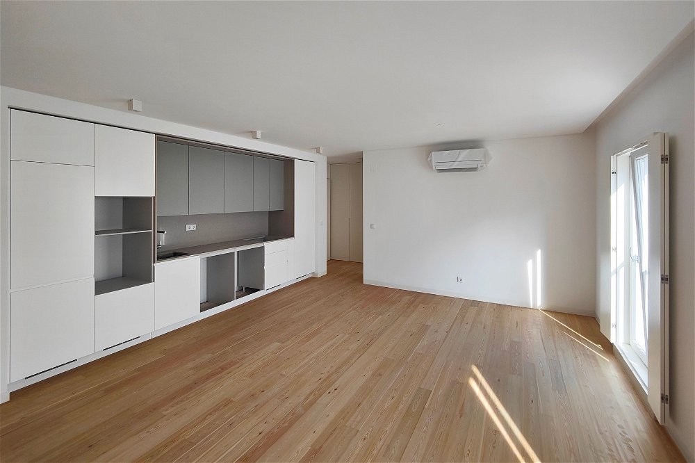 2 bedroom apartment in new development located in Campolide 1032099005