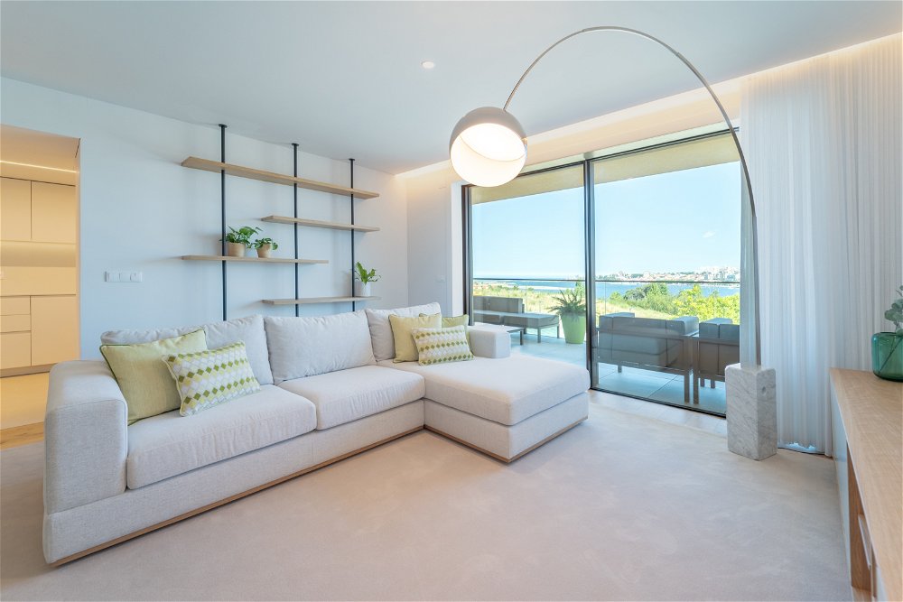 2-bedroom apartment with balcony and parking in Vila Nova de Gaia 85335788