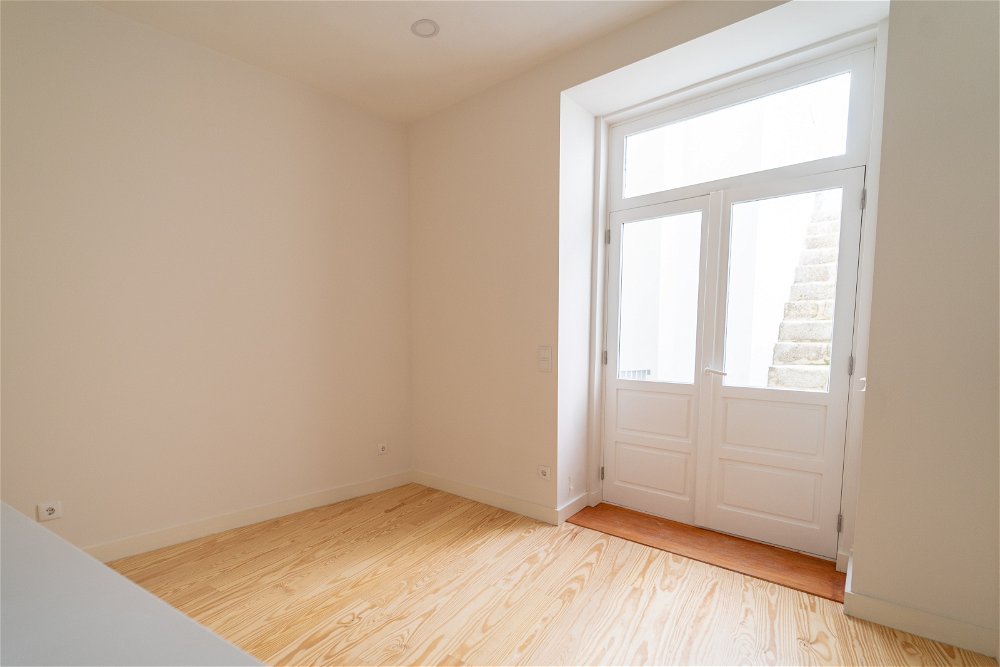 1 bedroom apartment in the historic area of Porto 4064350743