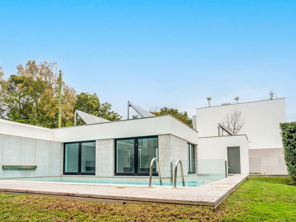 5 Bedroom Duplex apartment in a gated community in Belém 1302185991