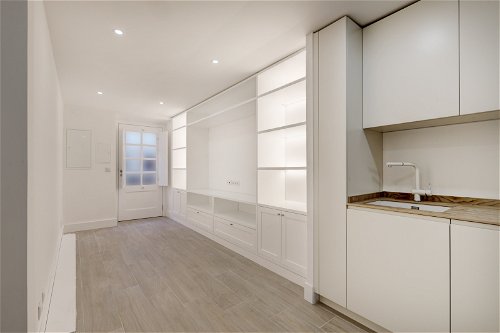 T2 duplex apartment, refurbished in Lapa 4142544692