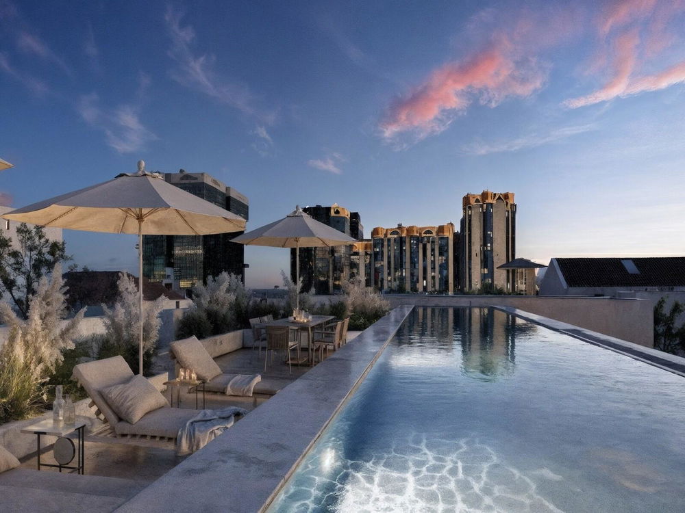 4 bedroom villa with terrace with private pool in Campo de Ourique 3662734564