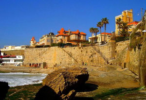 Land in prime area of Estoril 1420545758