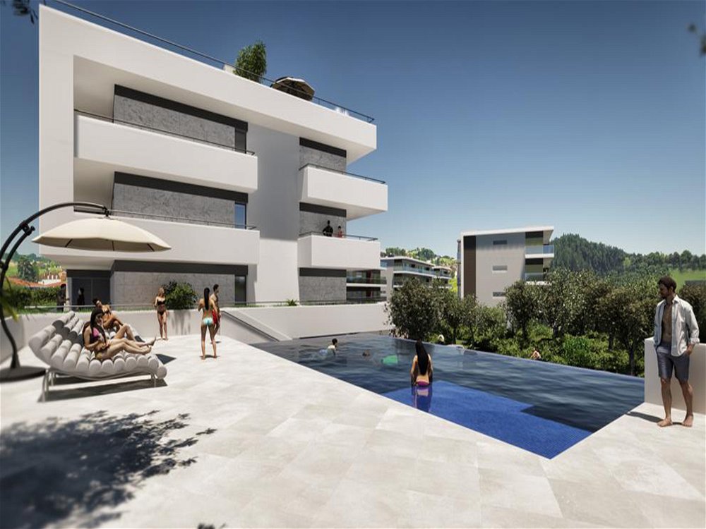 3 bedroom apartment with balconies in new development, Portimão 61858476