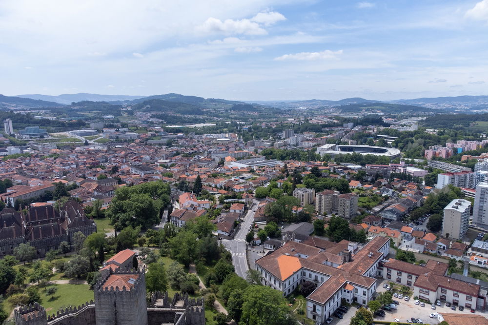 1 bedroom apartment with garage inserted in new development of the cradle city, Guimarães 2964040668