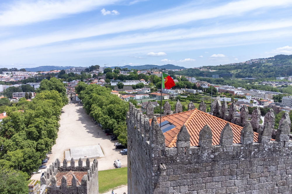 1 bedroom apartment with garage inserted in new development of the cradle city, Guimarães 2632662022