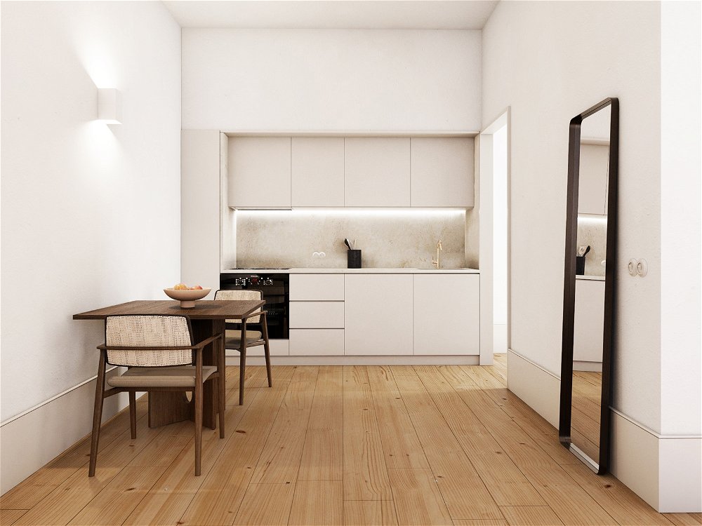 2 bedroom apartment with balcony, in renovated development in Rua do Almada 4075841209