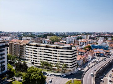 1 bedroom apartment with balcony in the latest condominium in Porto 3138562095