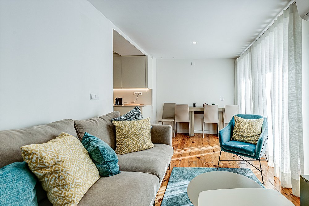Furnished 2 bedroom apartment, located next to Príncipe Real in Lisbon 2777135238