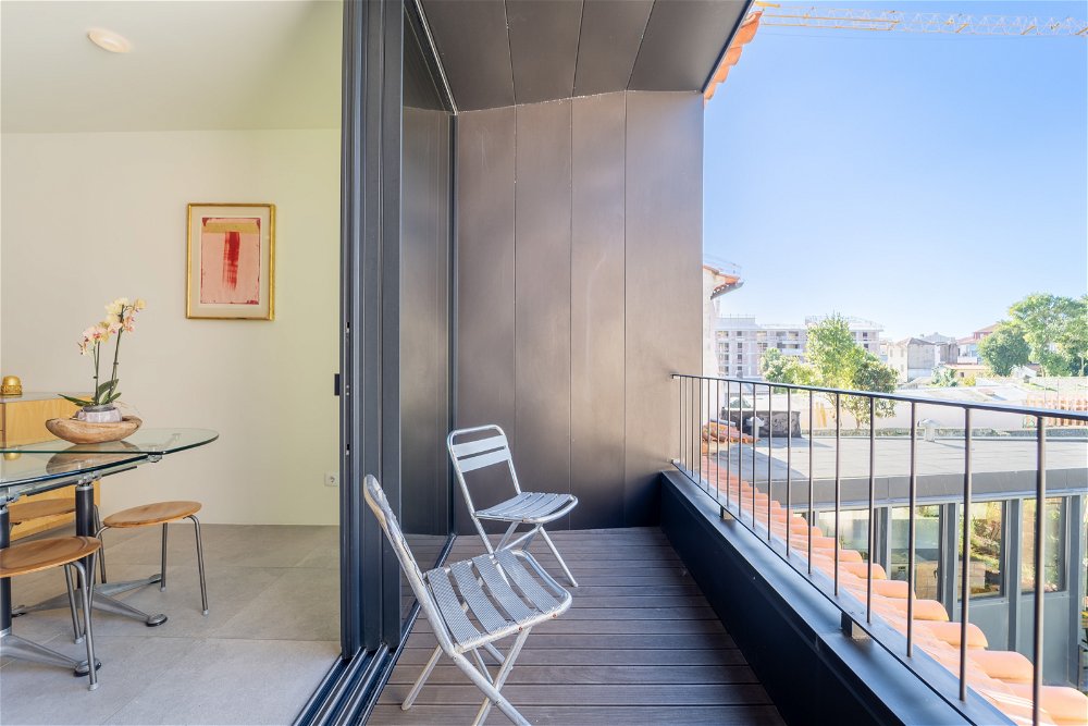 Studio with balcony, downtown Porto 1770976228