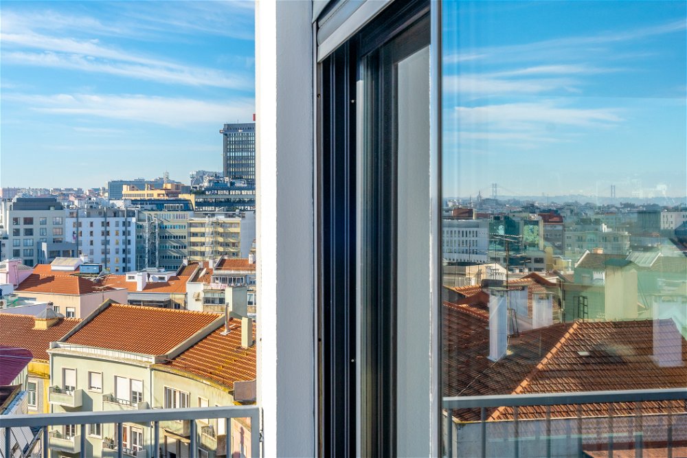 3 bedroom penthouse overlooking Lisbon 55224602