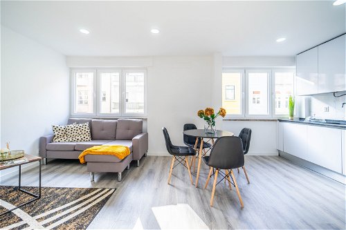 2 bedroom flat fully refurbished and furnished in Penha de França 3935731183