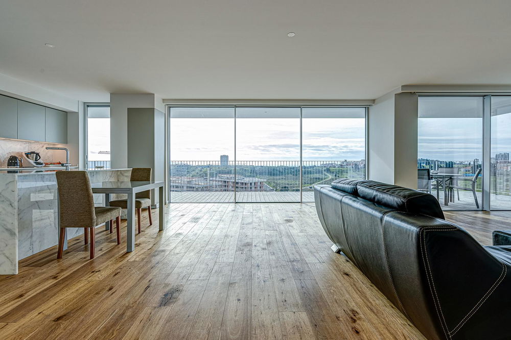 4 bedroom condominium flat with pool in Miraflores 2318983587