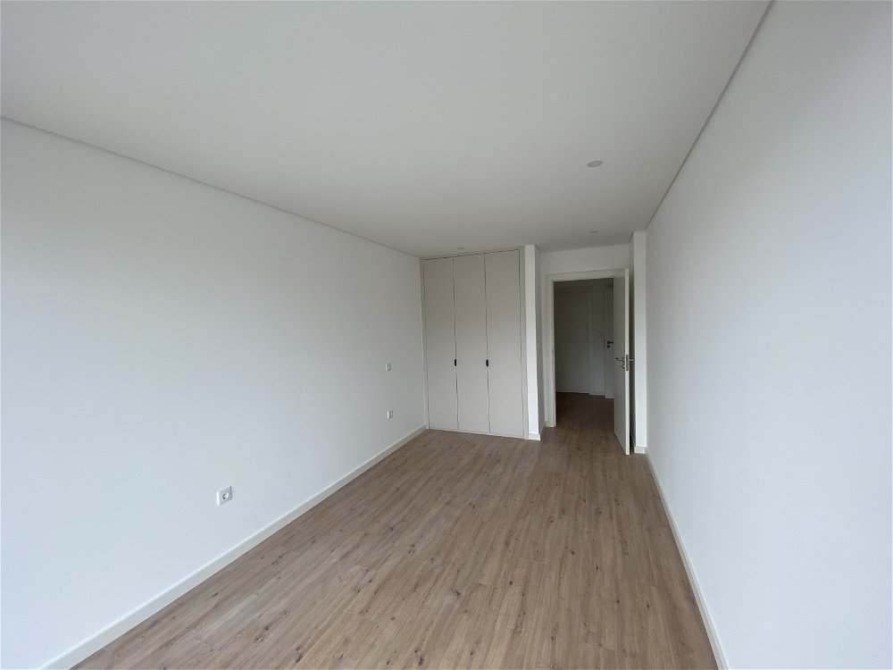 New 3 bedroom flat in Gondomar 4202959022