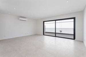 2 bedroom penthouse with balcony in new development in Tavira 804895018