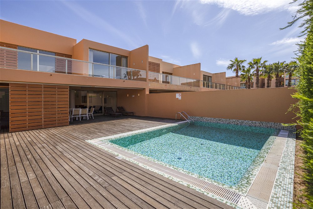 2 bedroom villa with swimming pool in a new development in the Salgados Nature Reserve 3925642559