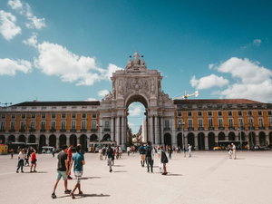 2 bedroom apartment in a new development in downtown Lisbon 3680938248