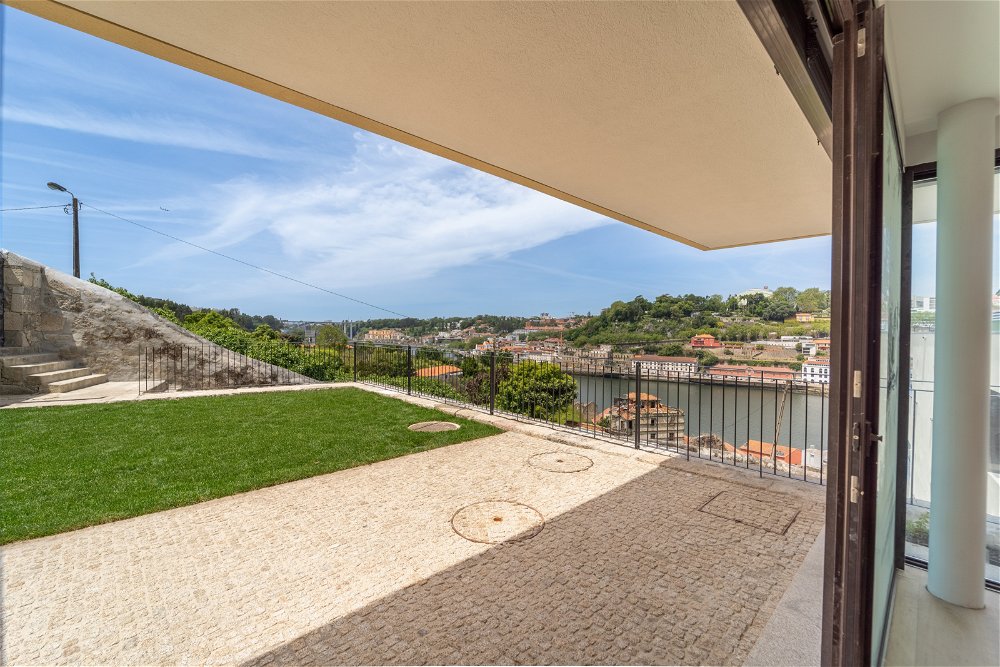 T4 duplex house with river view in Vila Nova de Gaia 274771193
