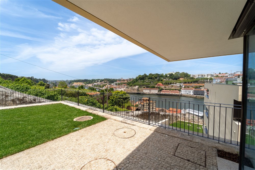 T4 duplex house with river view in Vila Nova de Gaia 274771193